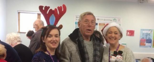 Bedser Hub patient and CSH staff smiling and enjoy festive fun